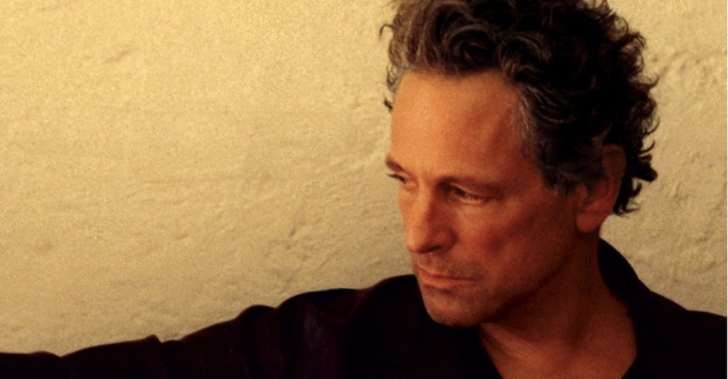 Retrat del músic Lindsey Buckingham